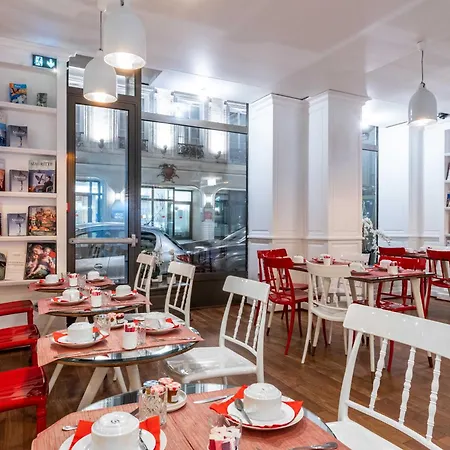 モンテローザ アストテル ホテル パリ