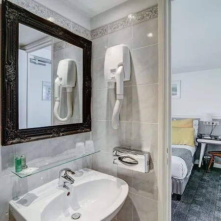 阿斯托利亚蒙泰罗萨酒店 3* 巴黎